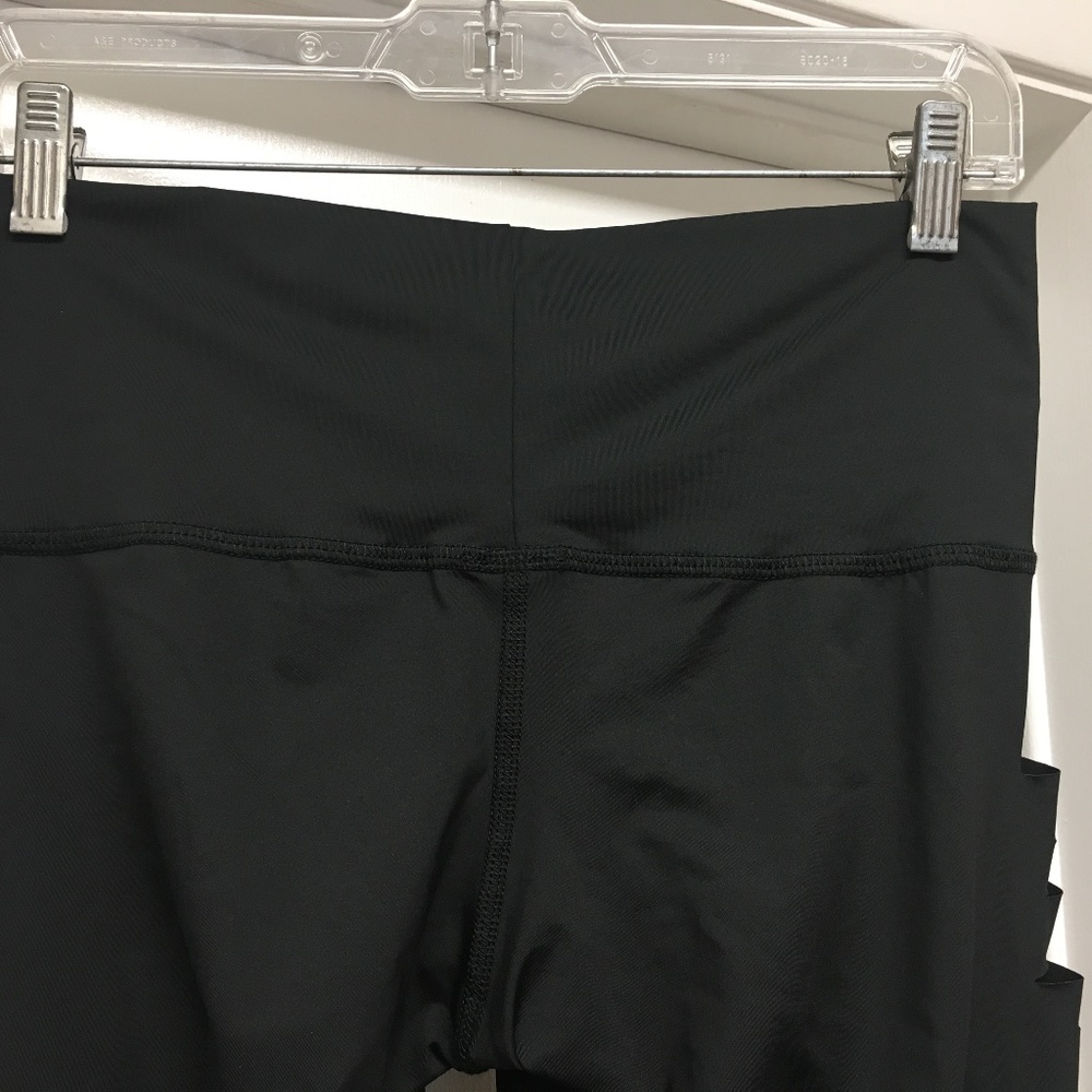 NWT Teeki Jimi Laser Cut Out Hot Pants Leggings - Picture 11 of 11